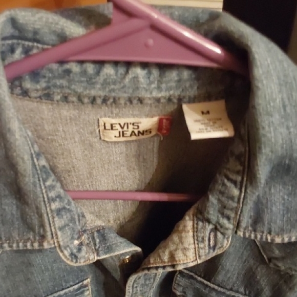 Levi's Blue Button Down Collar Shirt - Picture 2 of 6